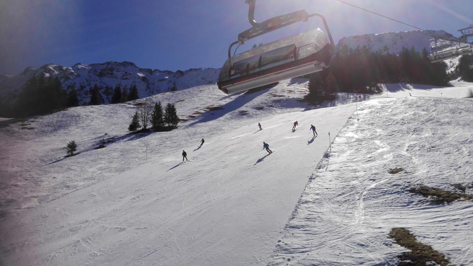 Hotel Restaurant Amadeus - Inclusive Skipass Und Vieles Mehr Bad Hindelang Exteriör bild